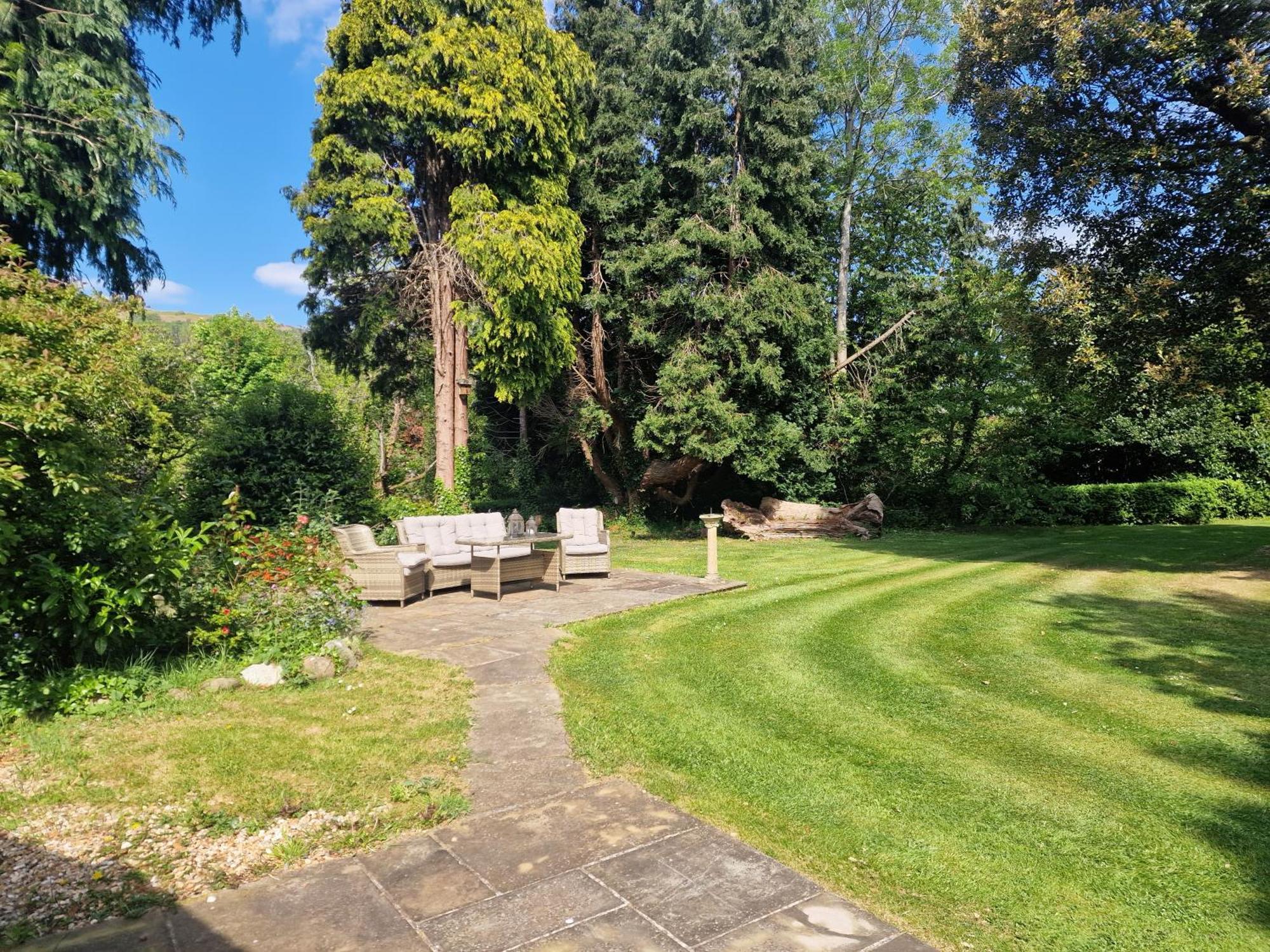 Glyn Isa Country House Luxury Self Catering Accommodation Conwy Exterior photo
